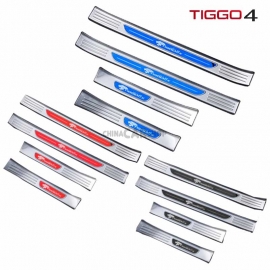 Накладки на внешний порог серебро для Tiggo 4